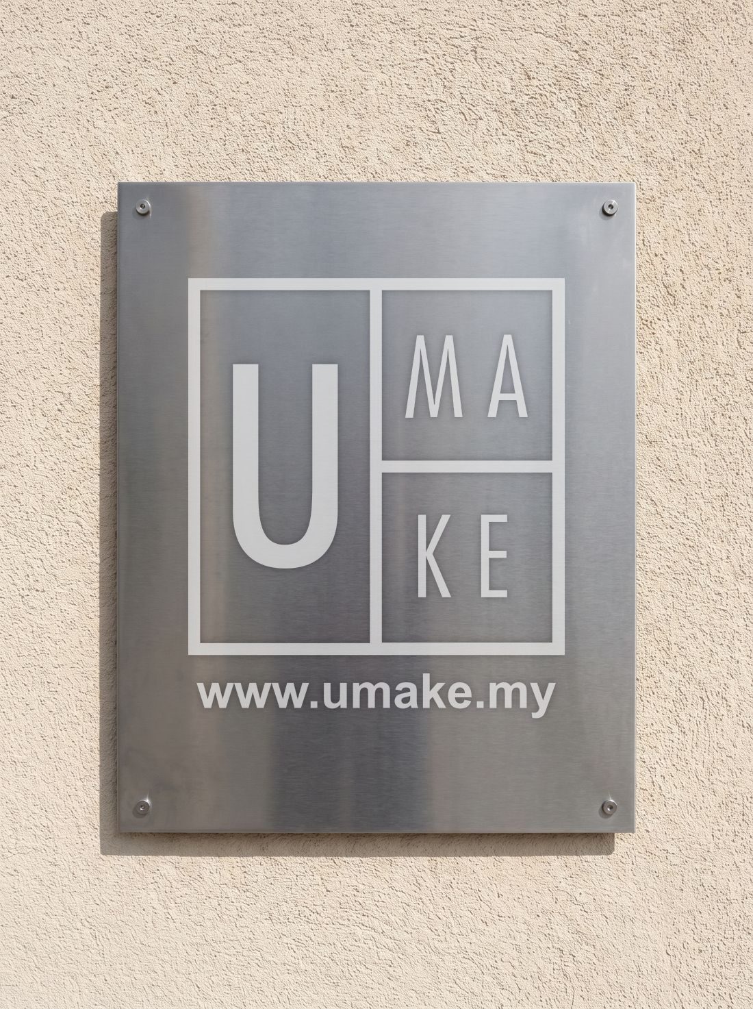 Stainless steel house number plate vs acrylic - UMAKE