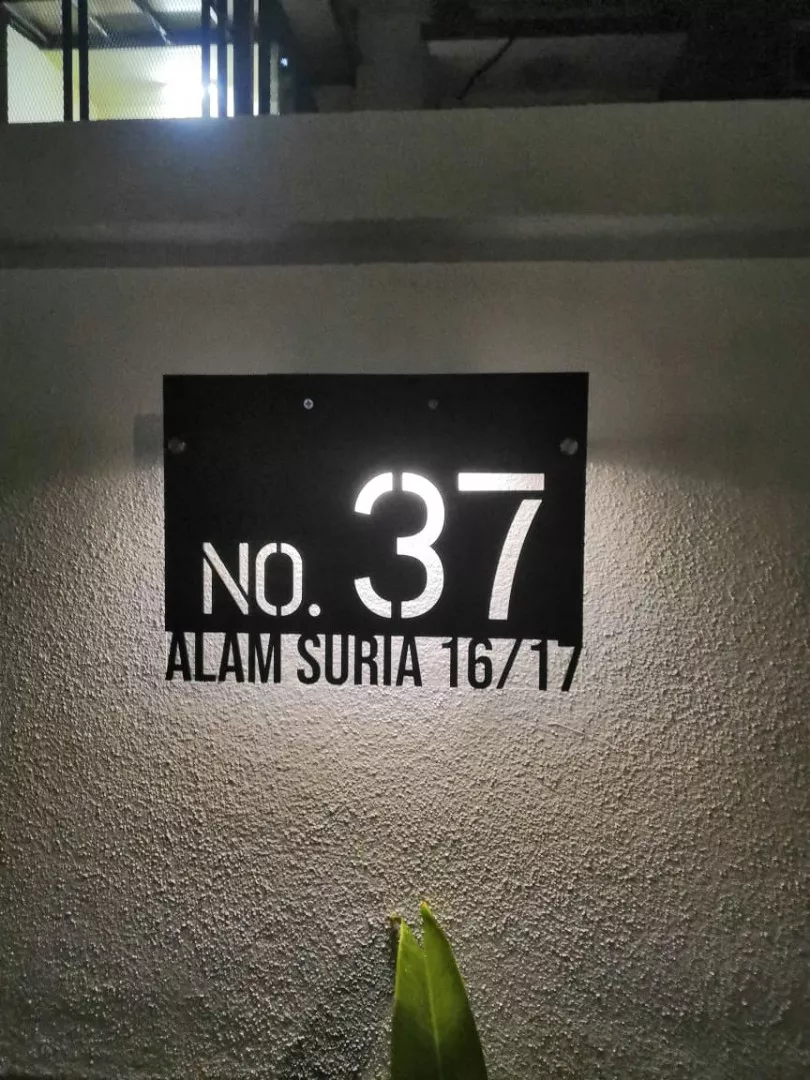 Plat nombor rumah solar LED Malaysia - panduan lengkap jenis harga pemasangan