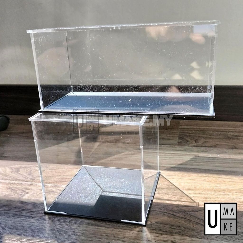 Acrylic Display Box (Dustproof)