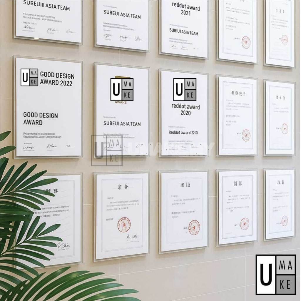 No-Drill Acrylic Wall Display Frame