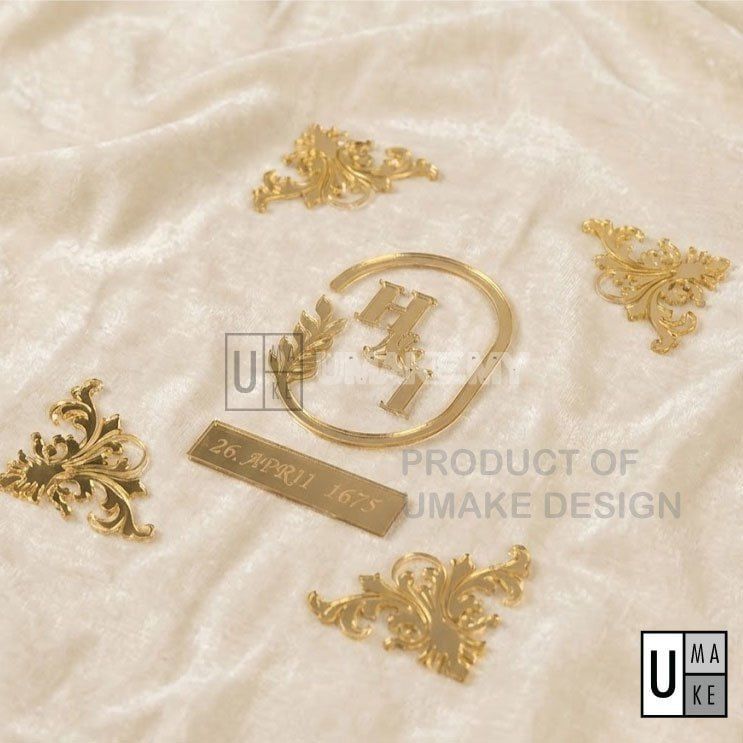 Custom Gold Mirror Nikkah Certificate Cover